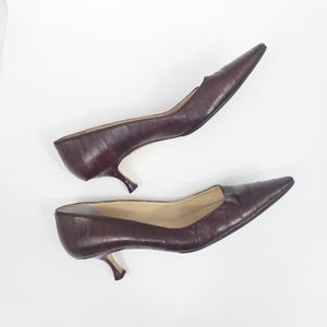 Manolo Blahnik pointed toe kitten heels 40.5